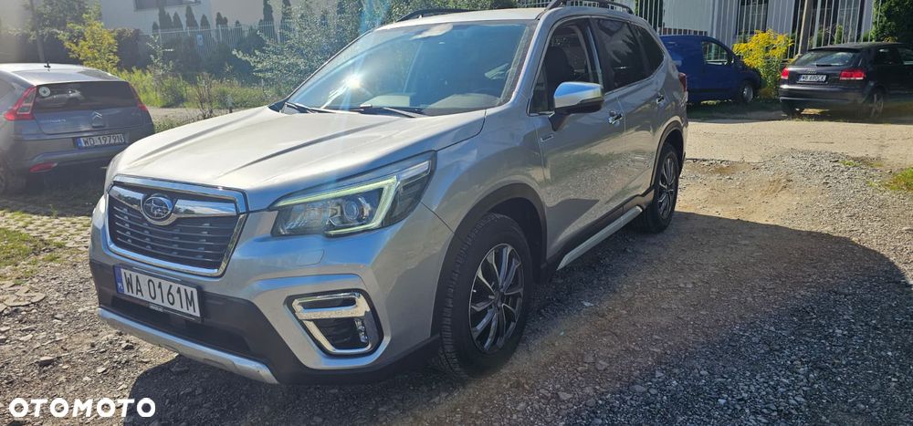 Subaru Forester 2.0ie Lineartronic Platinum - 1