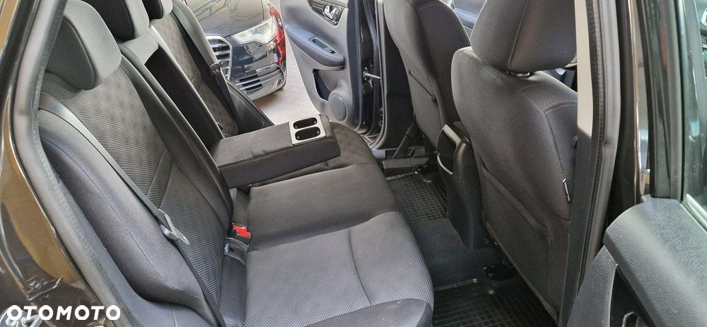 Nissan Qashqai - 14