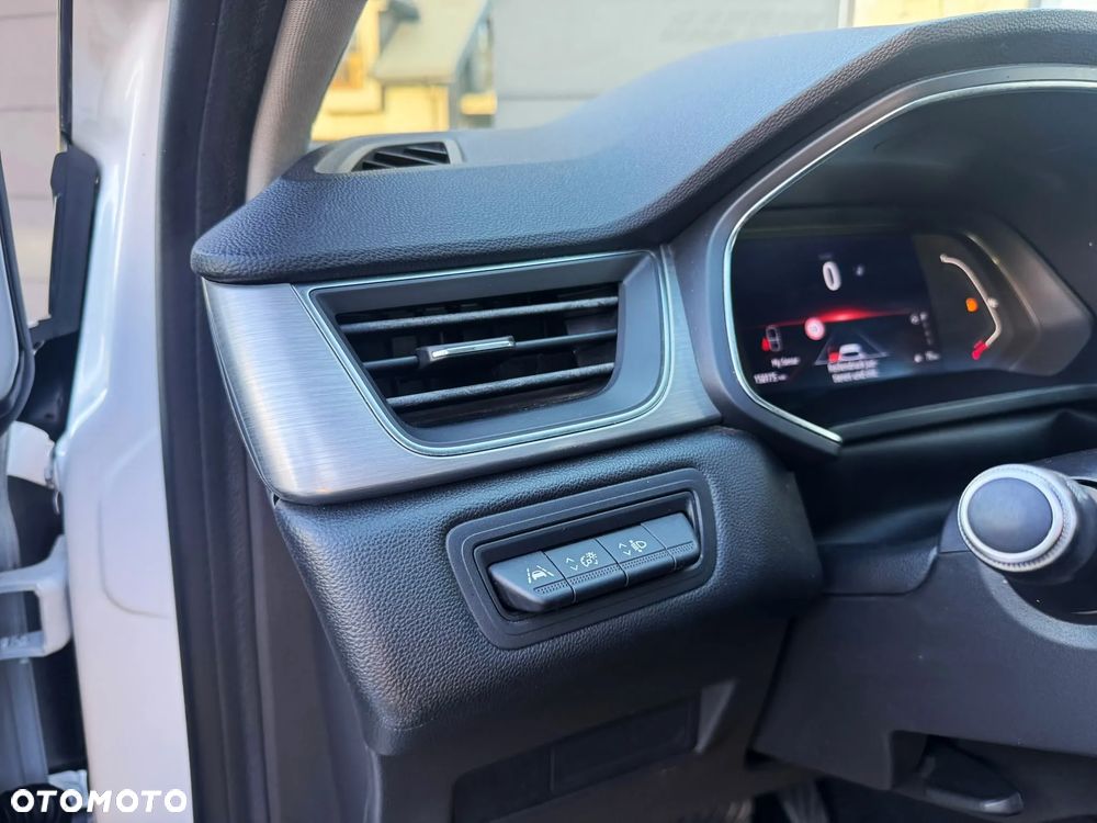 Renault Captur 1.3 TCe Intens EDC - 13