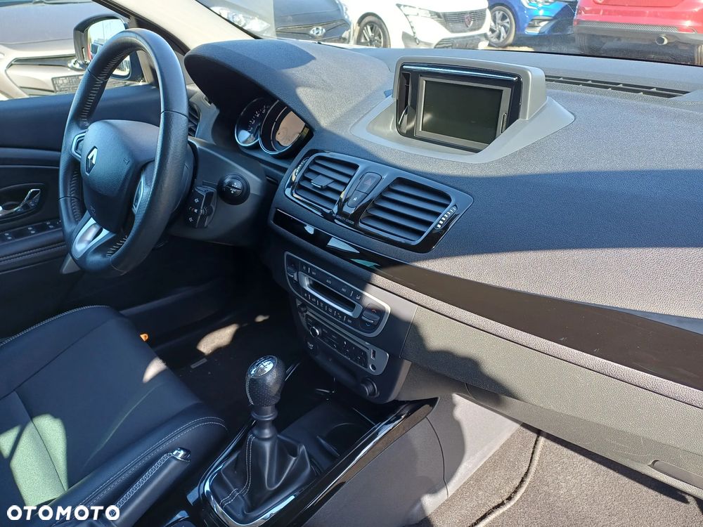 Renault Megane ENERGY TCe 115 Start & Stop Bose Edition - 12