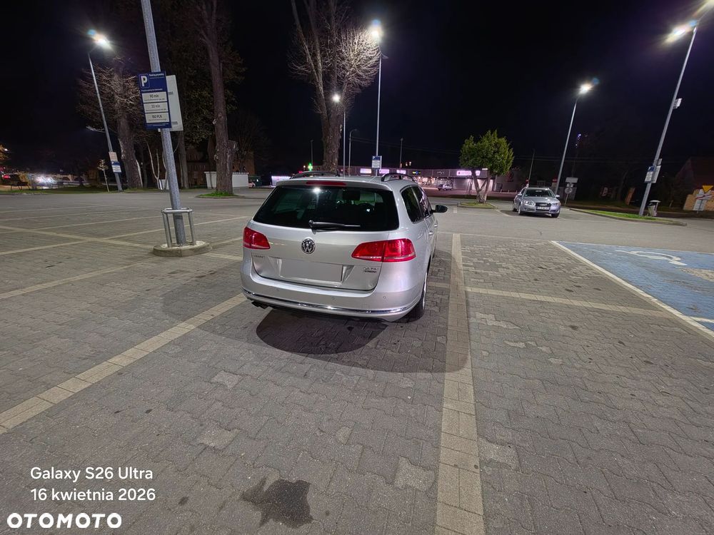 Volkswagen Passat 2.0 TDI DPF Comfortline - 8