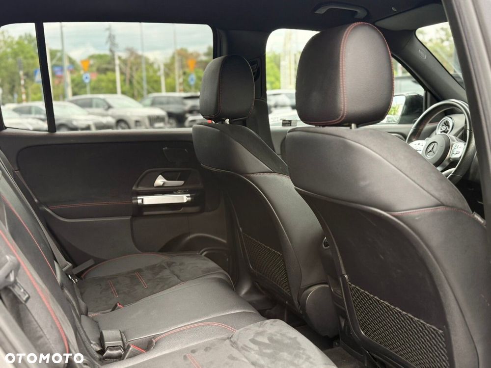 Mercedes-Benz GLB 220 d 4-Matic AMG Line 8G-DCT - 21