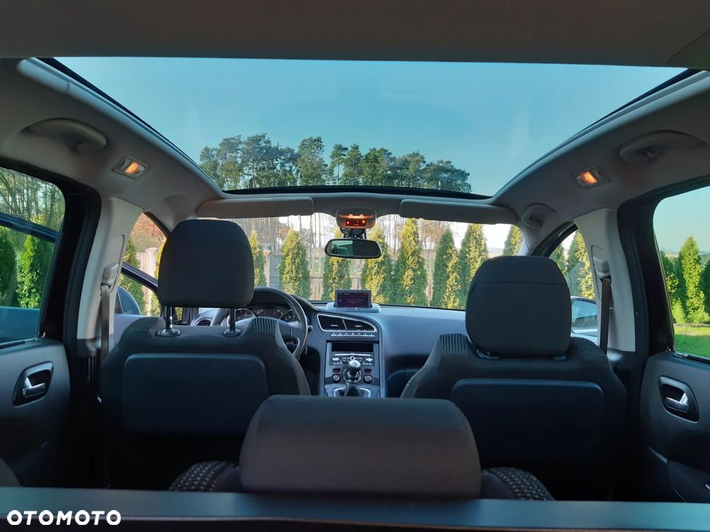 Peugeot 5008 2.0 HDi Premium - 17