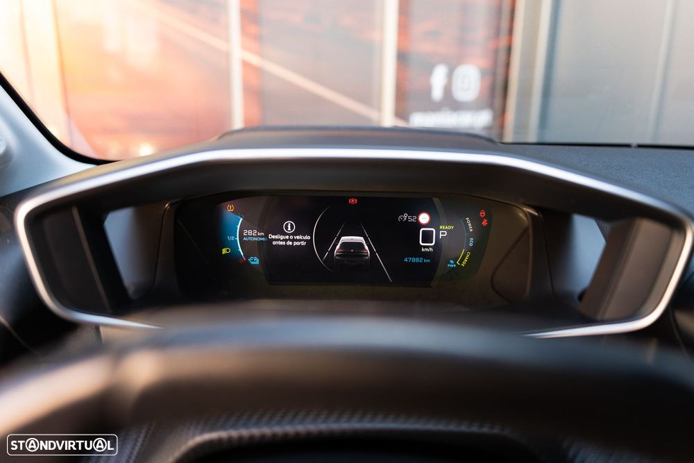 Peugeot e-208 Active Pack - 22