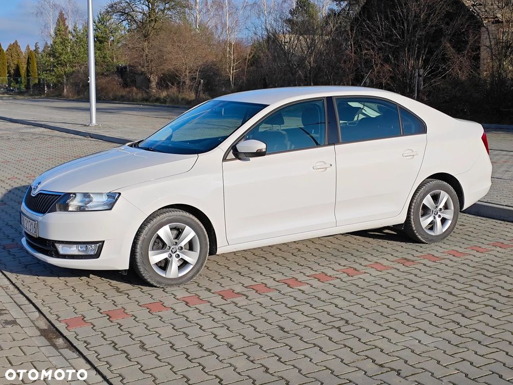 Skoda RAPID Spb 1.2 TSI Ambition - 15