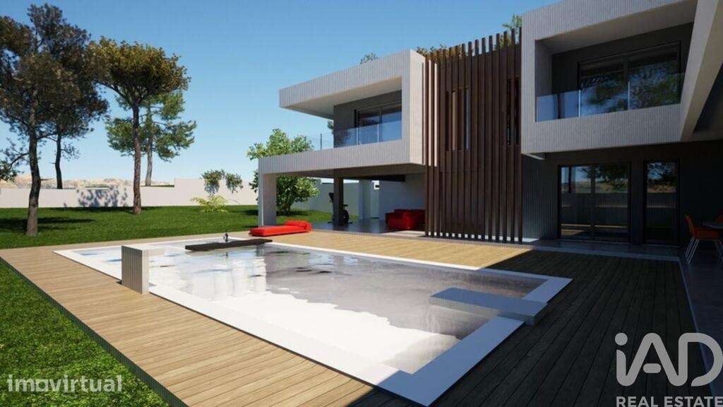 Casa T4 em Fernão Ferro de 242,00 m2 - Grande imagem: 4/8