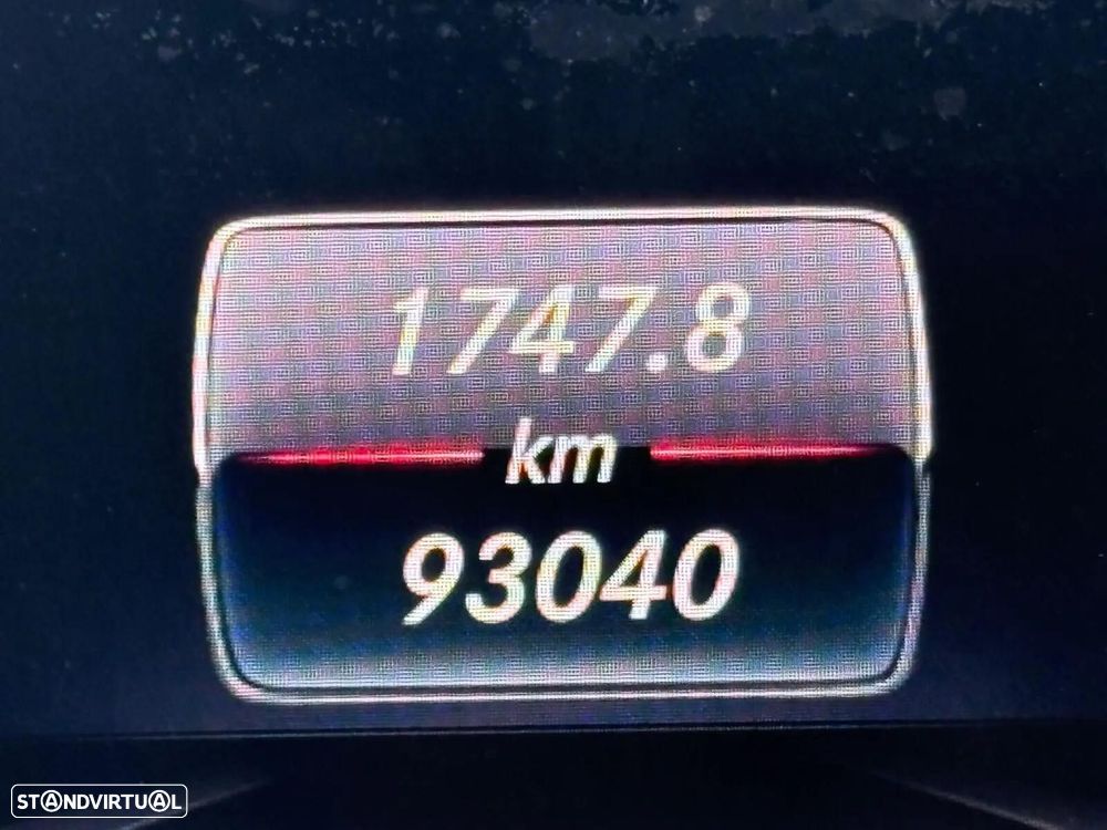 Mercedes-Benz CLA 180 d Shooting Brake Urban Aut. - 9