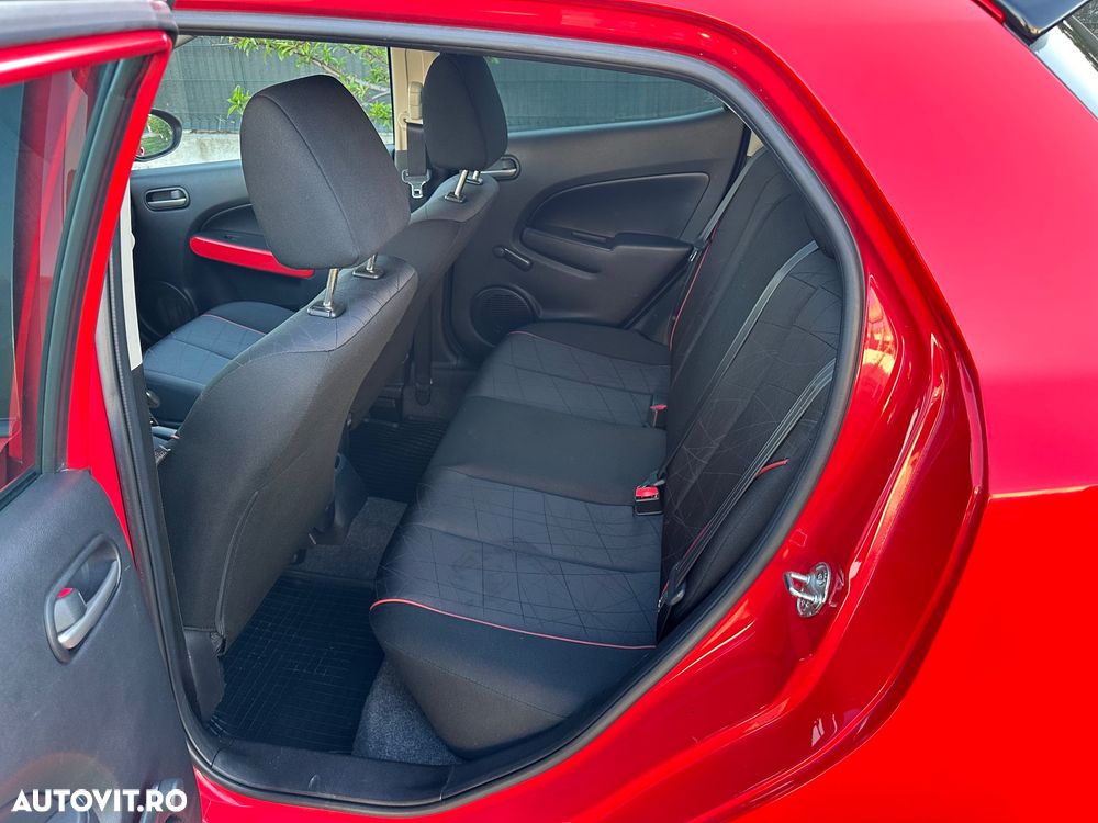 Mazda 2 - 7