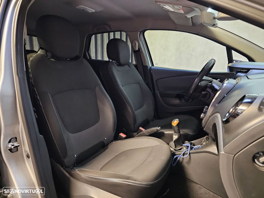 Renault Captur 0.9 TCE Exclusive - 19