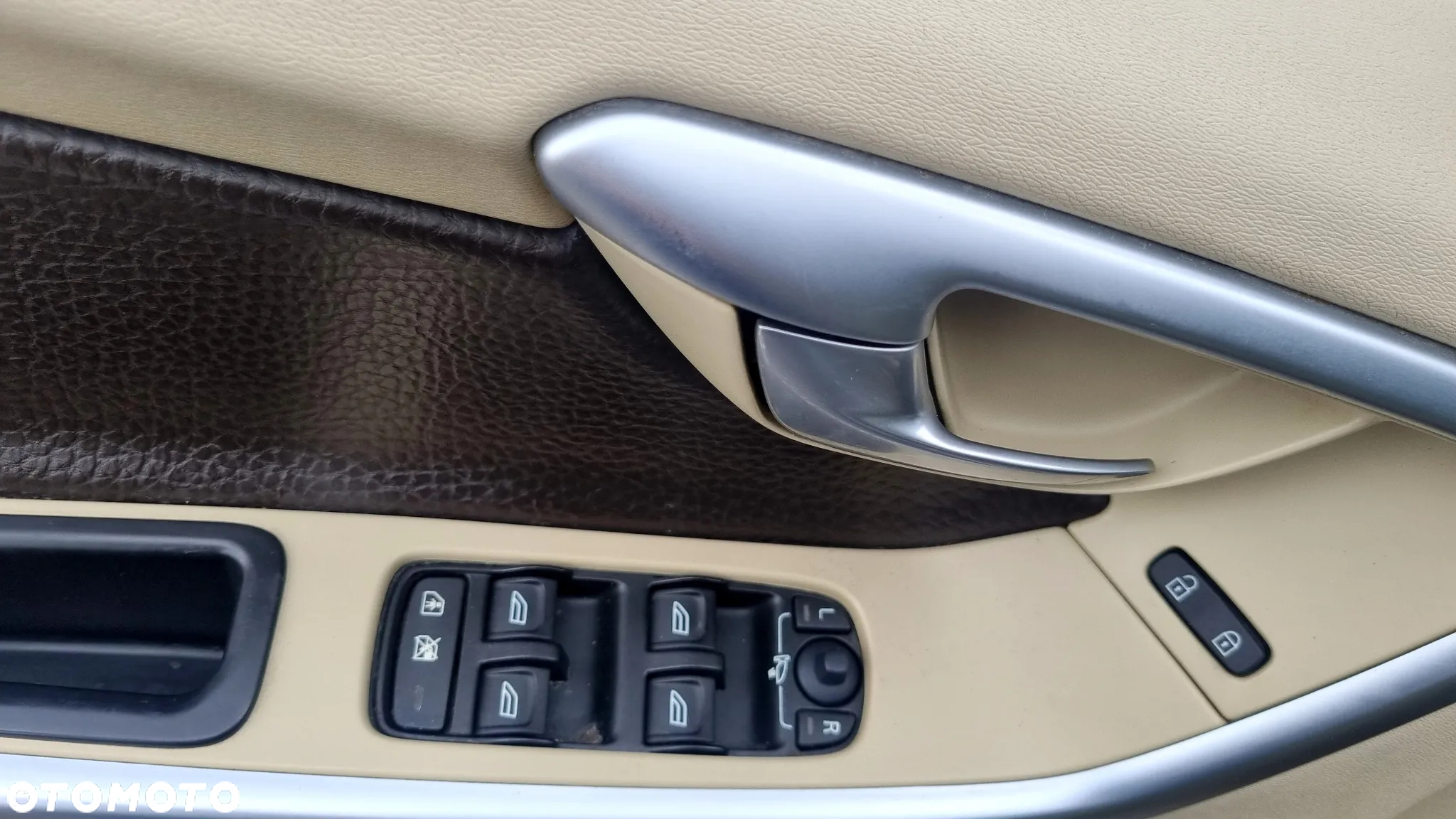 Volvo XC 60 2.4D DRIVe Summum - 23