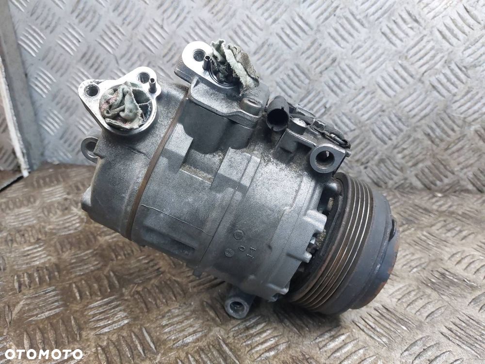 SPRĘŻARKA KOMPRESOR KLIMATYZACJI BMW E39 520i 2.0 24V - 1