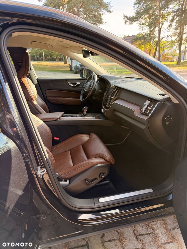 Volvo XC 60 - 6