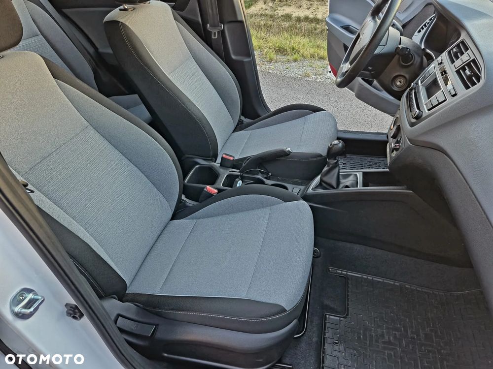 Hyundai i20 1.2 - 12