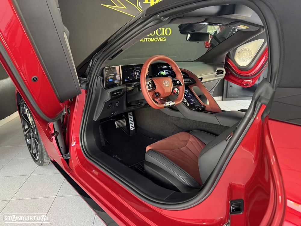 MG Cyberster 77 kWh GT - 39