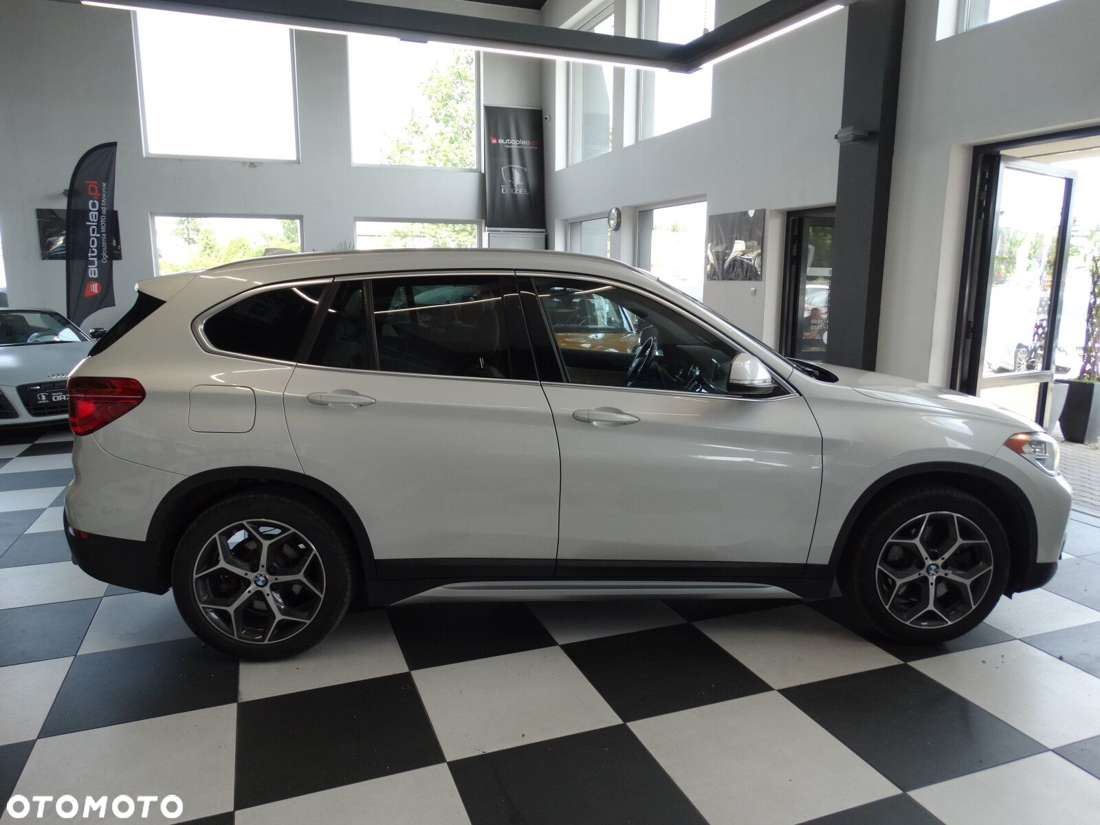 BMW X1 - 4