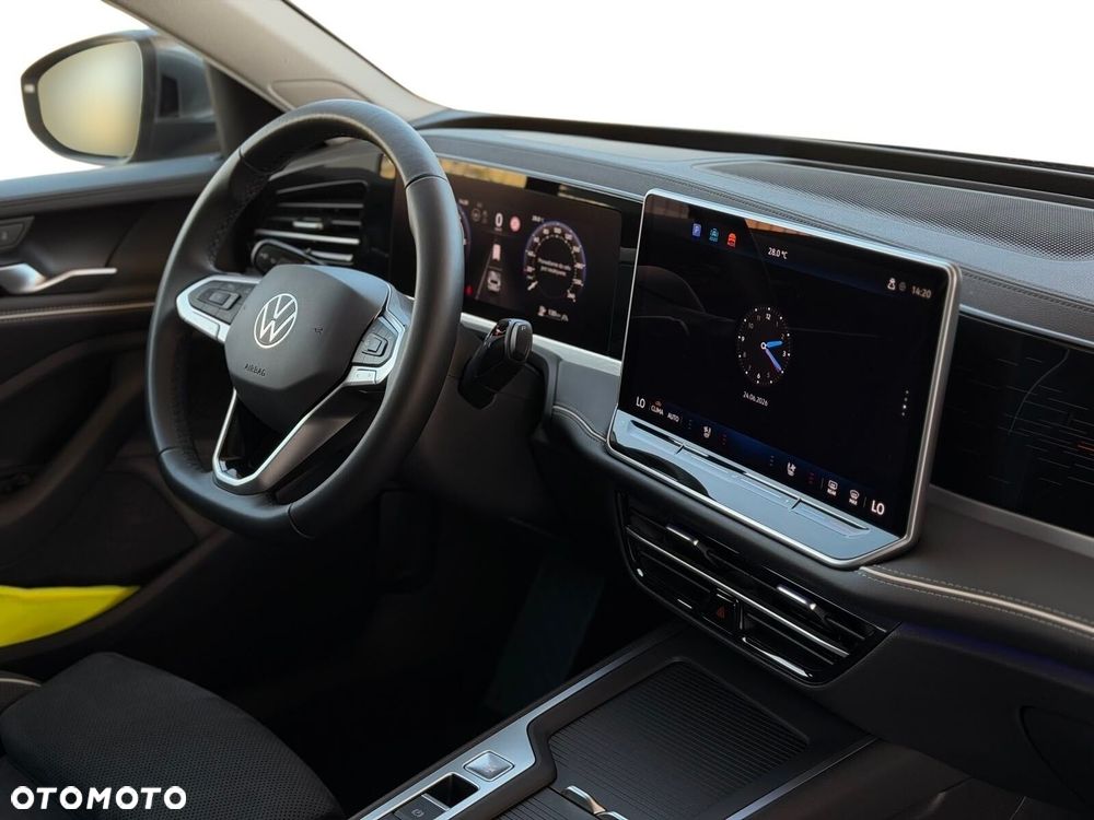 Volkswagen Passat - 15