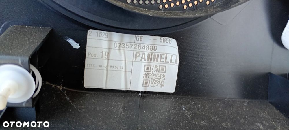 Boczek tapicerka lewy przód przednia lewa Fiat 500E II 20- 3D - 11