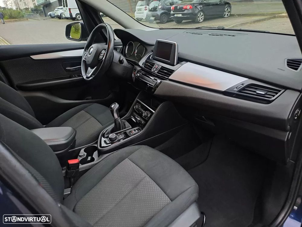 BMW 216 Gran Tourer d 7L Advantage - 29