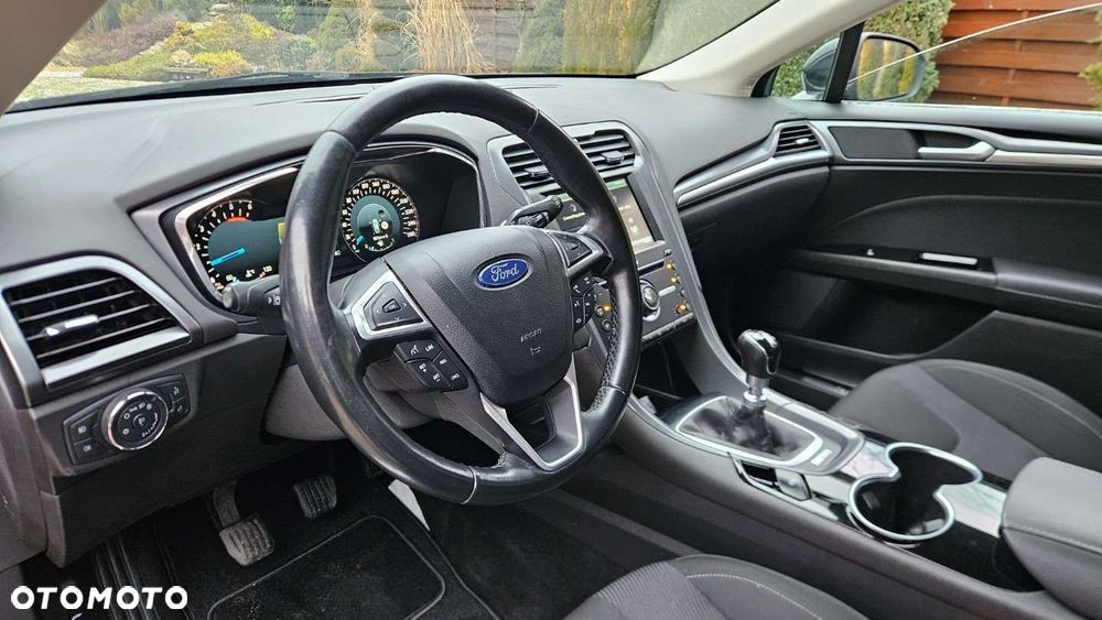 Ford Mondeo - 12