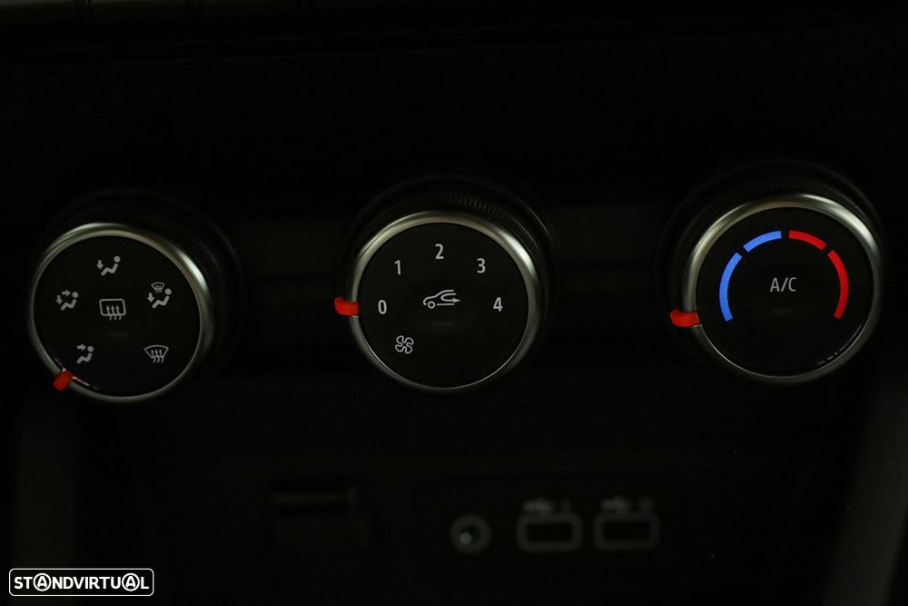 Renault Clio 1.0 TCe Evolution - 11