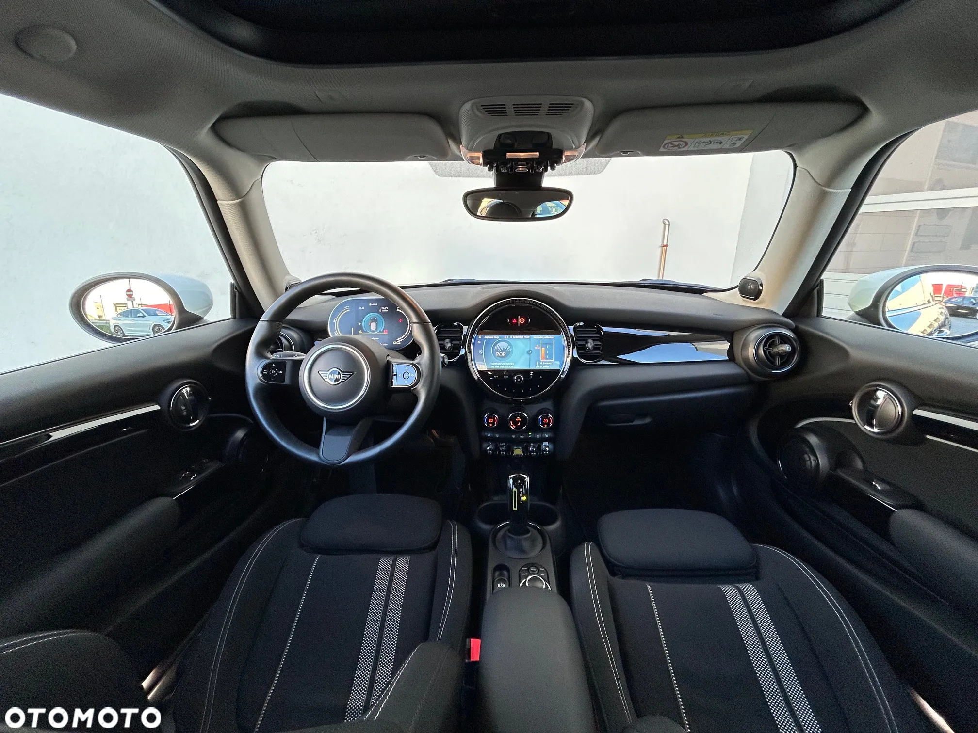 MINI Cooper SE - 9