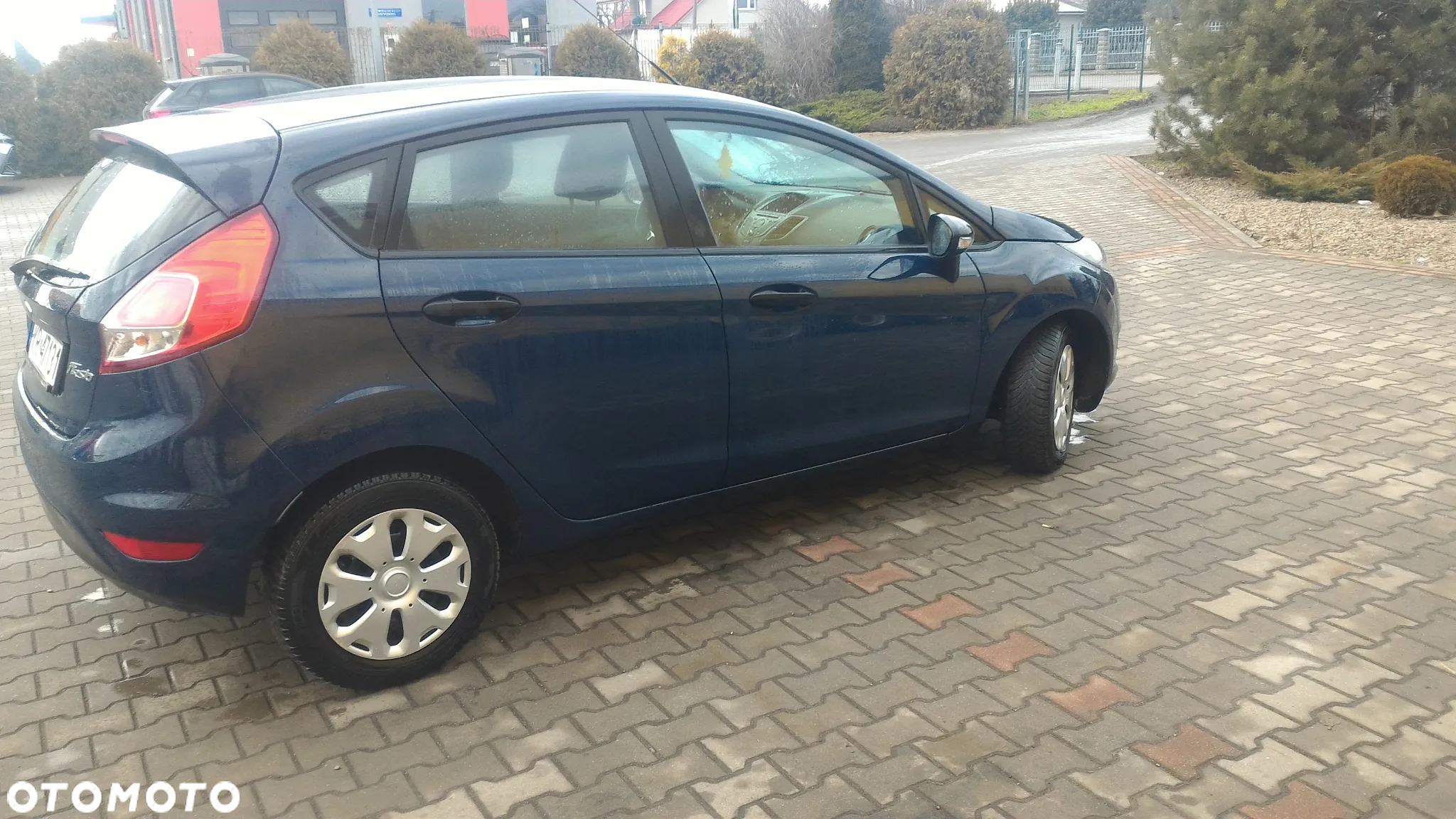 Ford Fiesta 1.5 TDCi Ambiente - 25