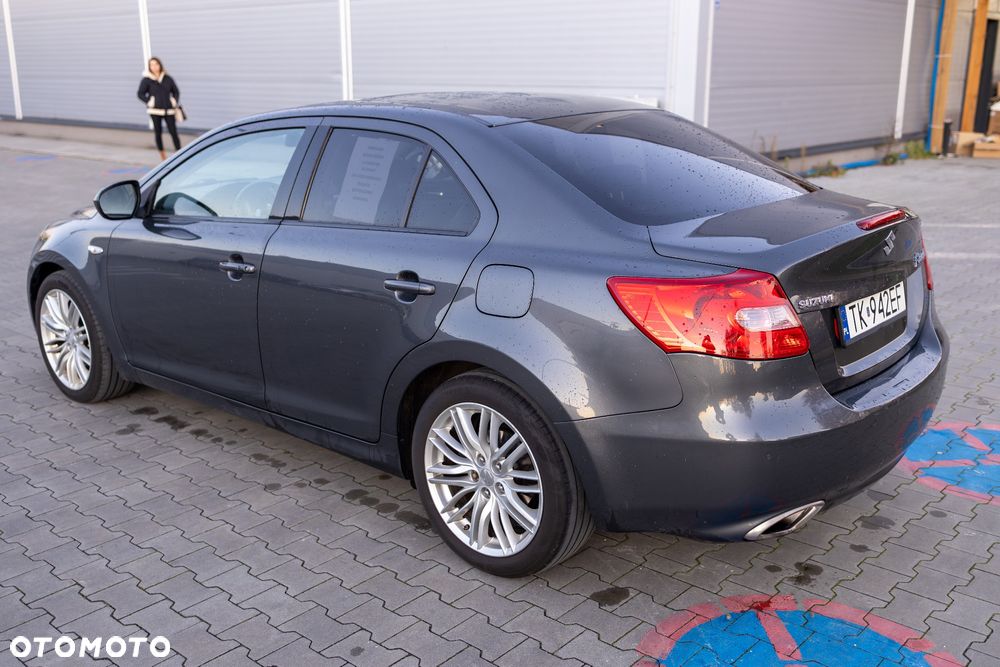 Suzuki Kizashi 2.4 Sport 4WD CVT - 4