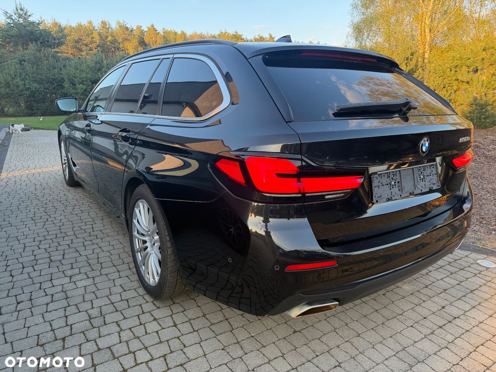 BMW Seria 5 530e - 12