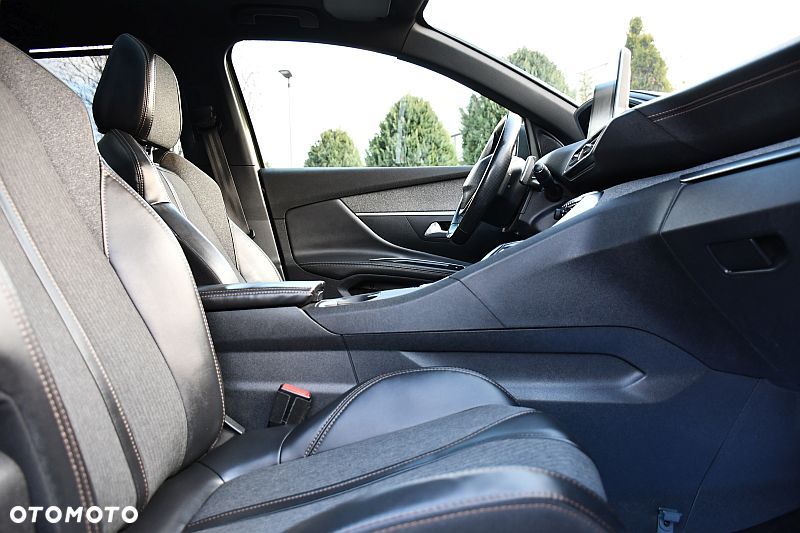 Peugeot 5008 1.6 THP Allure S&S EAT6 - 7