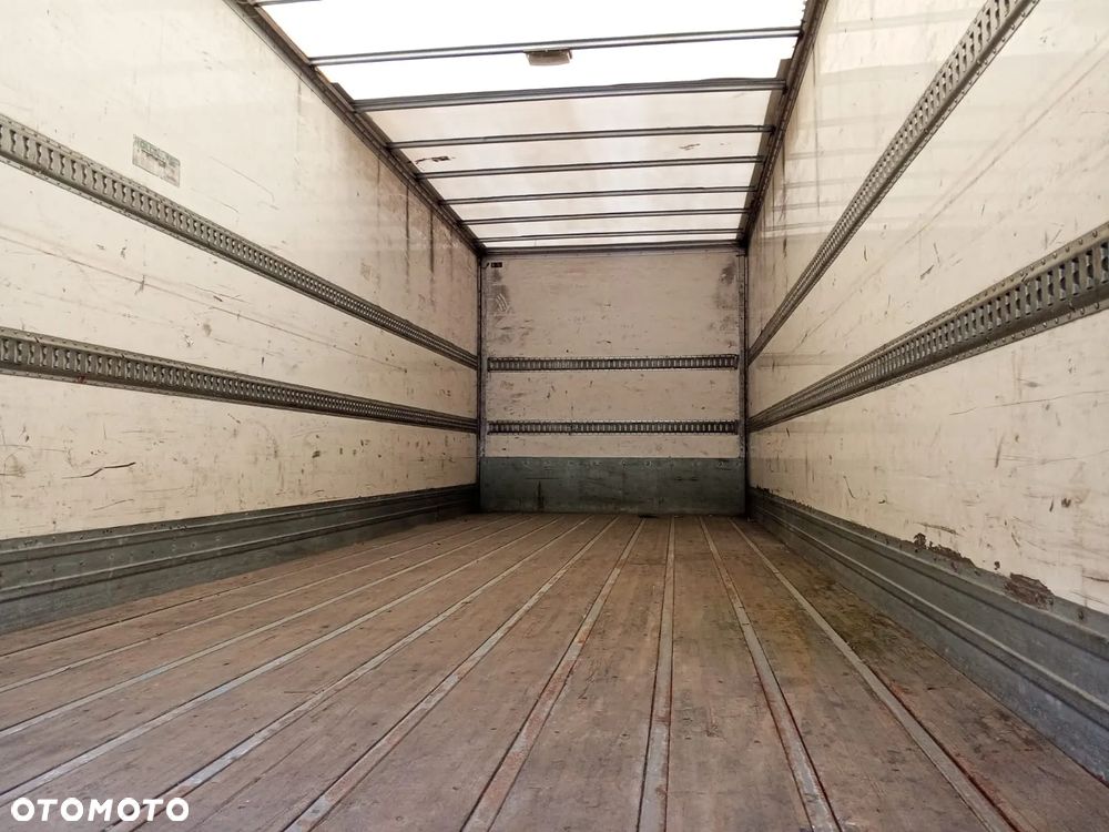 Renault D 14/ŁADOWNOŚĆ 6 TON/ WINDA / MOCNA PODŁOGA/FRANCJA - 28