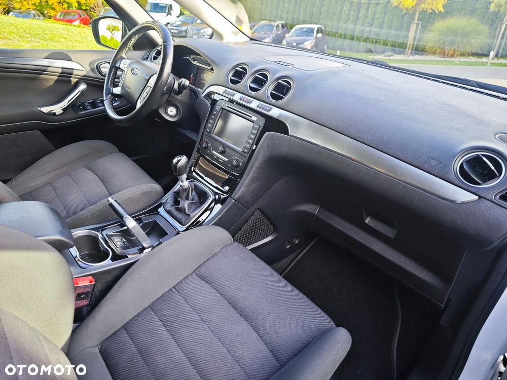 Ford S-Max 2.0 TDCi DPF Titanium - 22