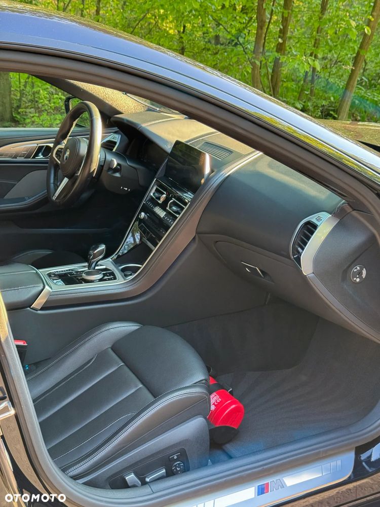 BMW Seria 8 840i xDrive - 12