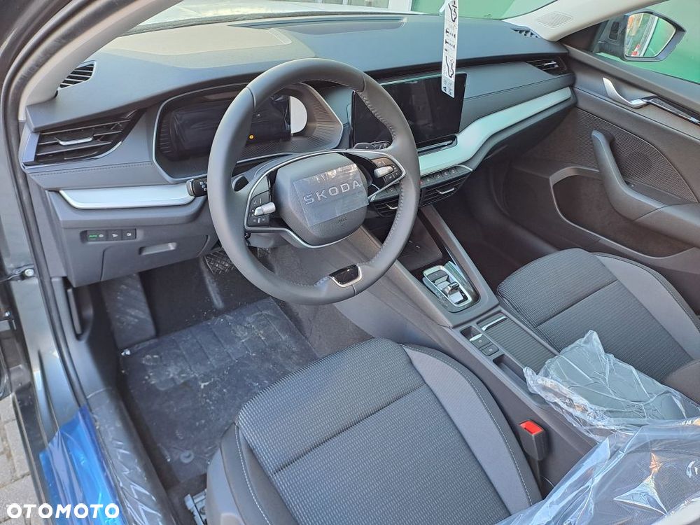 Skoda Octavia 1.5 TSI mHEV Drive Selection DSG - 6