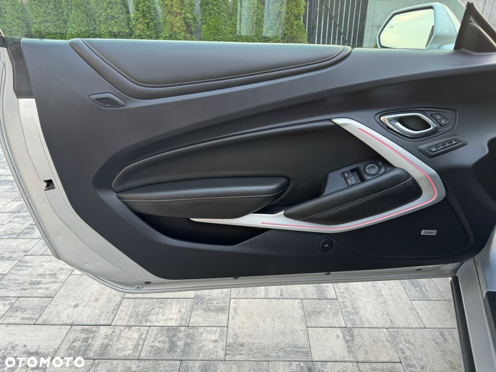 Chevrolet Camaro - 16