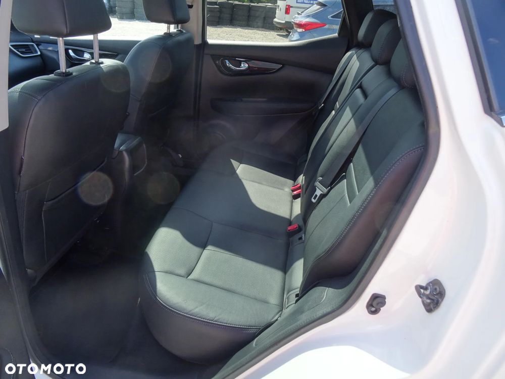 Nissan Qashqai 1.2 DIG-T Acenta Xtronic - 19