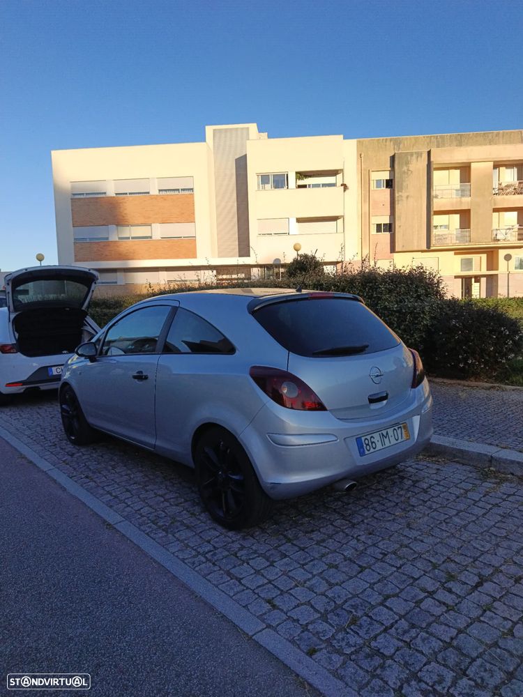 Opel Corsa - 3