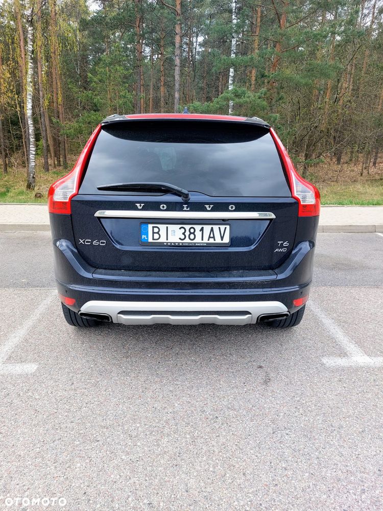 Volvo XC 60 T6 AWD Geartronic Momentum - 2