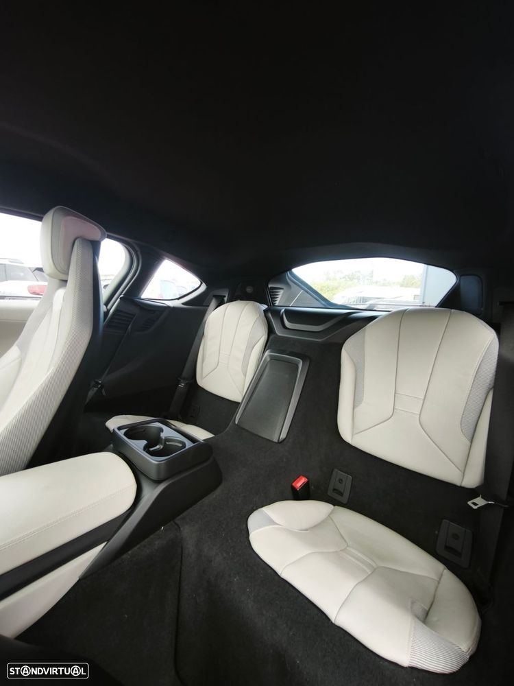 BMW i8 - 33