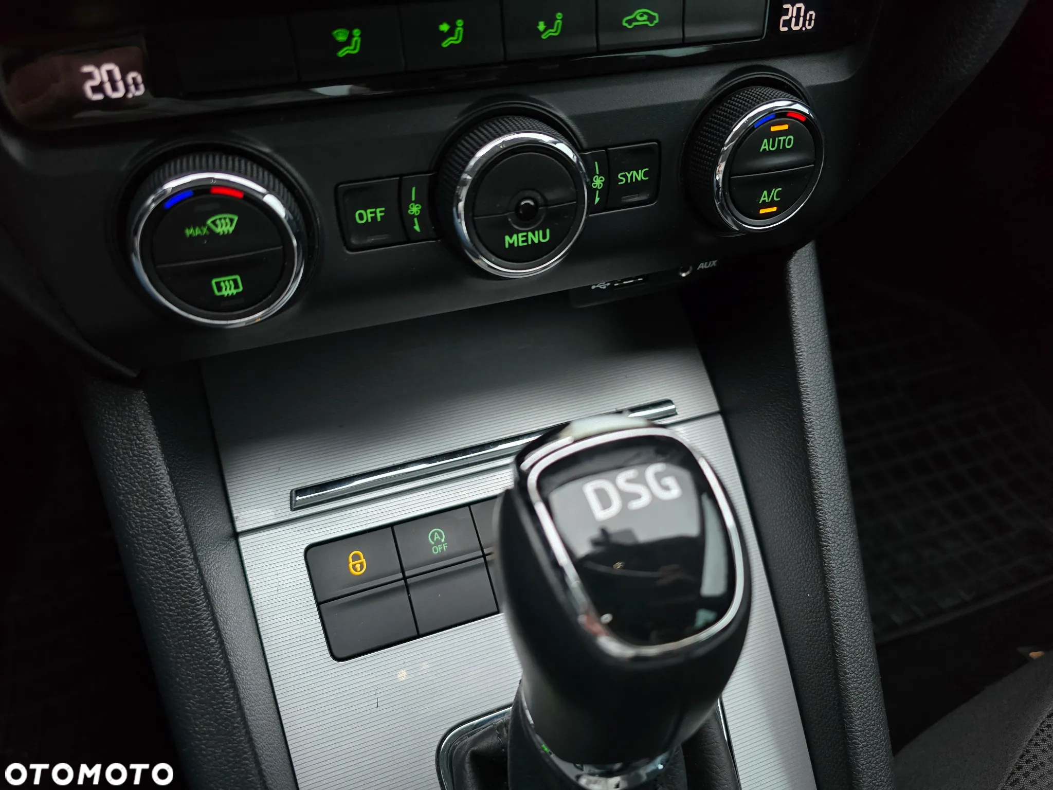 Skoda Octavia 2.0 TDI Elegance DSG - 24