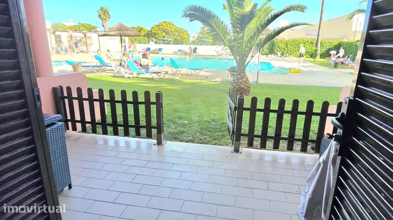 Apartamento T1+2 com piscina, Rua dos Pardais, Albufeira - Grande imagem: 2/13