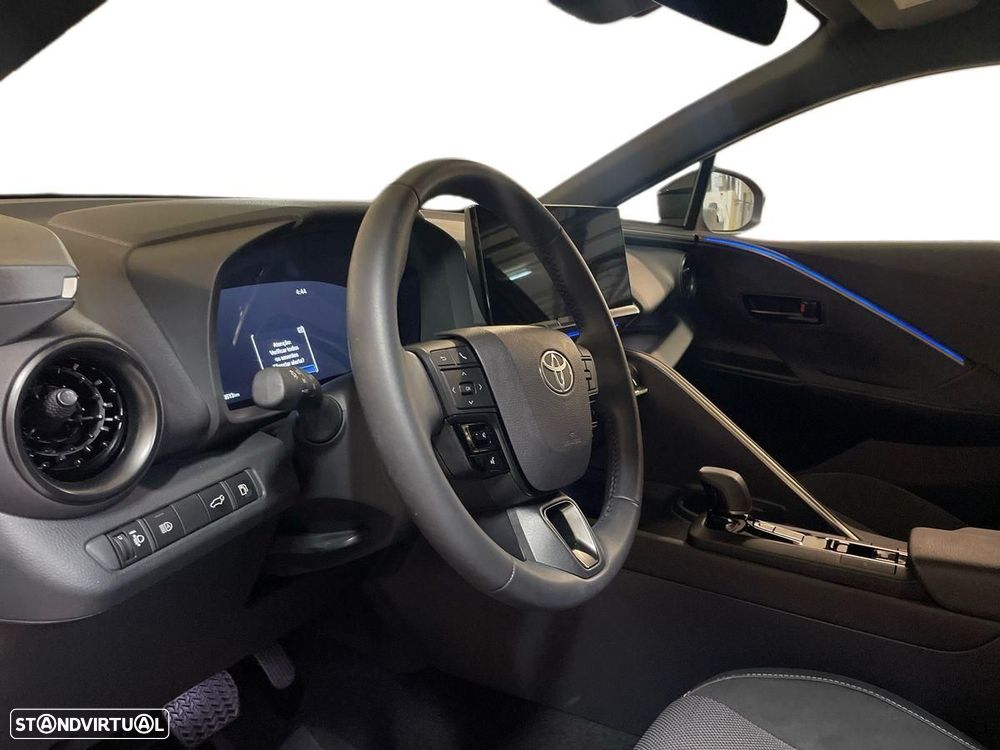 Toyota C-HR - 13