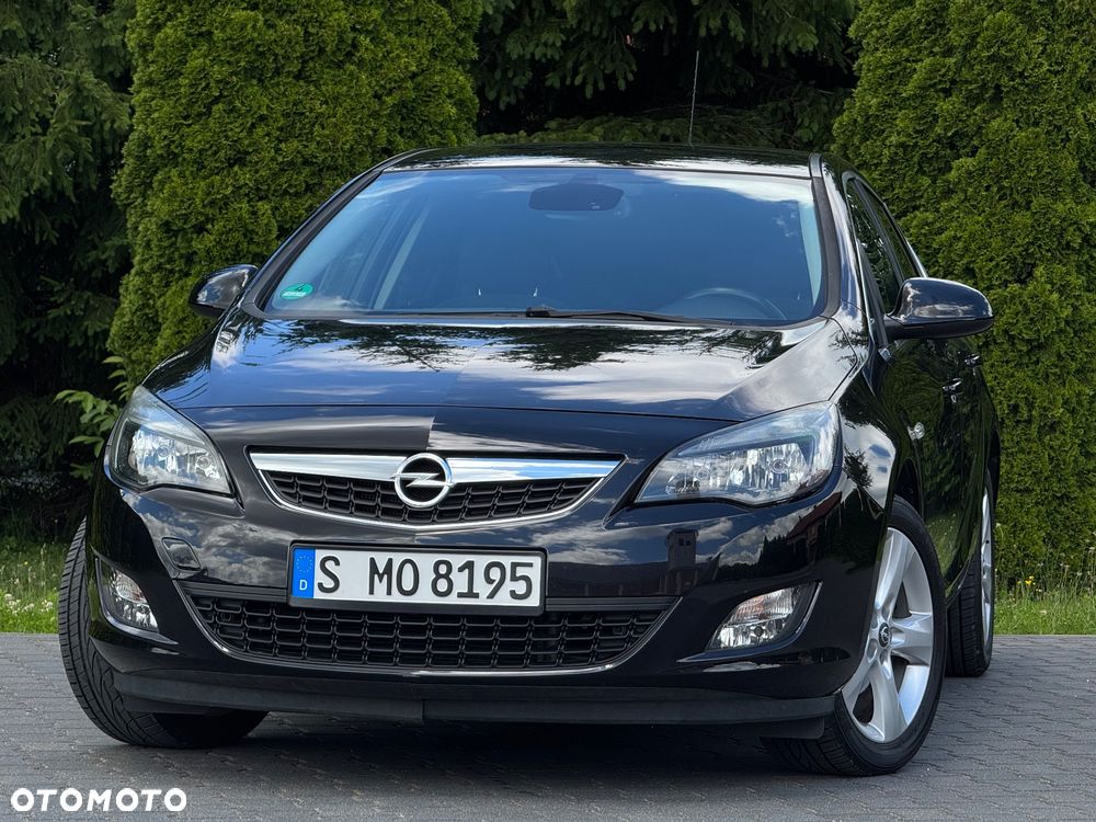 Opel Astra 1.4 Turbo Design Edition - 12