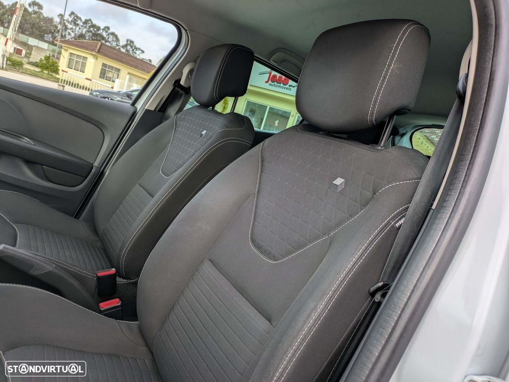 Renault Clio 1.5 dCi Limited - 6