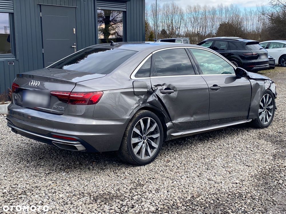 Audi A4 Limousine - 10