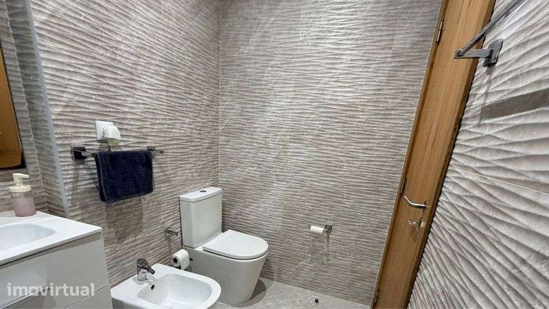 Apartamento T2 renovado - Grande imagem: 4/5