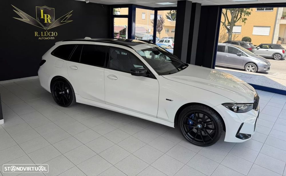 BMW 330 e Pack Desportivo M Auto - 39