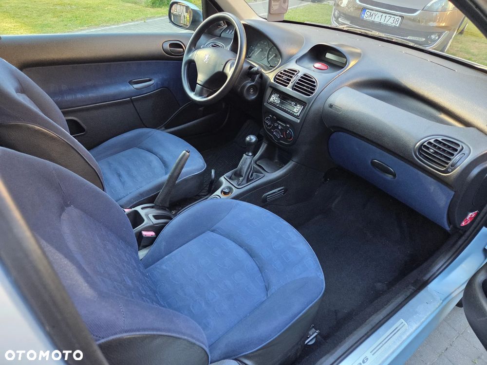 Peugeot 206 1.4 Mistral - 12
