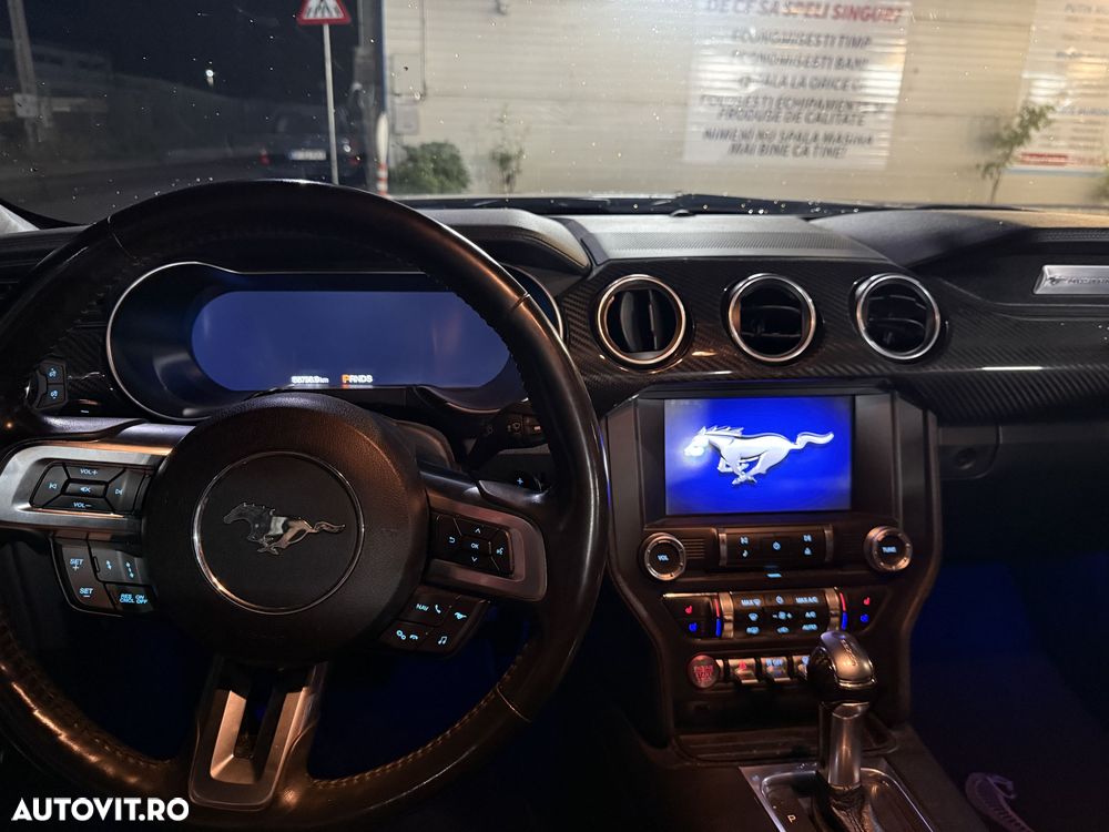 Ford Mustang - 18