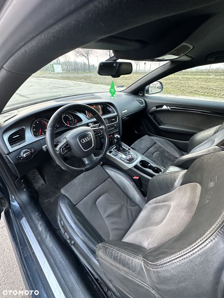 Audi A5 Coupé 2.7 TDI Multitronic - 11