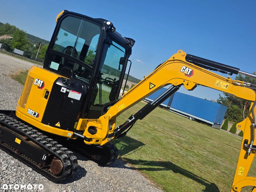 Caterpillar CAT 302.7 CR mini koparka szybkozłącze 3 łyżki piękna serwisowana 1 wł JCB sprowadzona w oryginale - 9